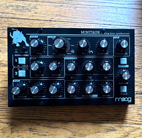 Moog minitaur analog - moog, bass