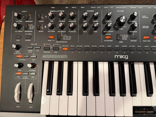Moog messenger analog - moog,
